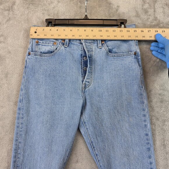 Levis 501 Skinny Jeans Womens 29 Light Wash Blue Denim Button Fly Frayed Hem - Picture 3 of 13